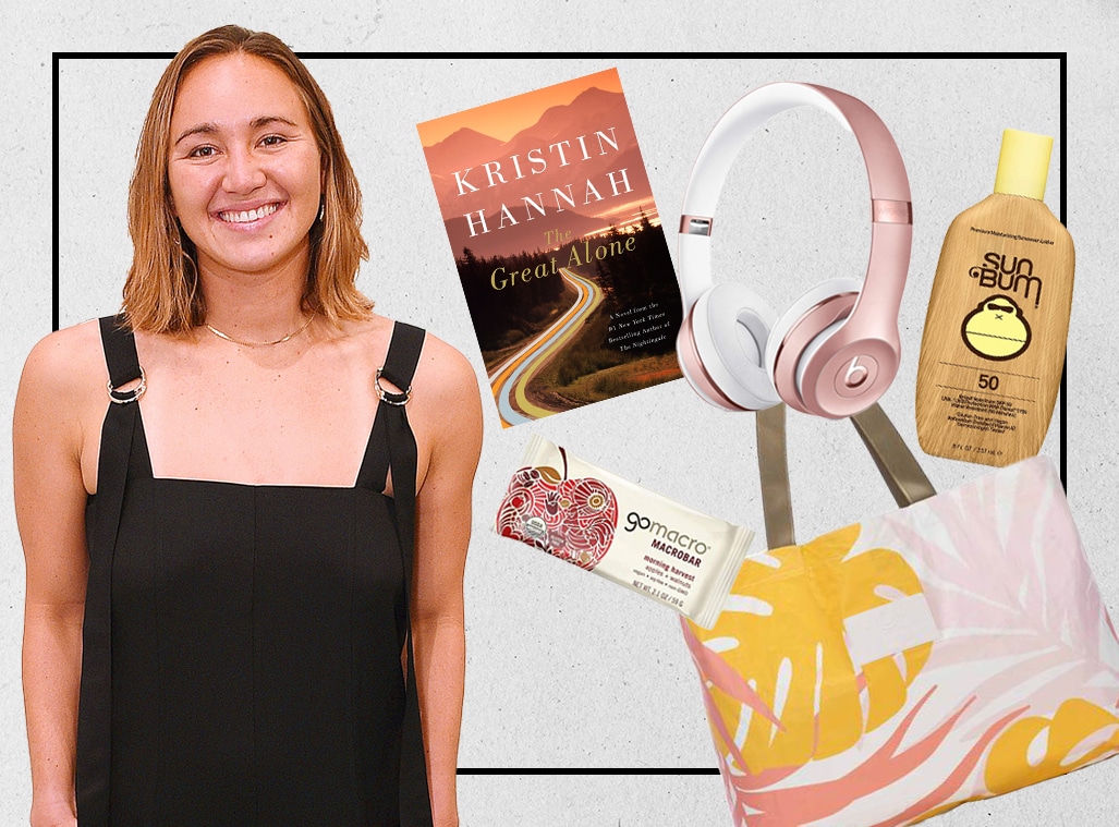 E-Comm: Carissa Moore, Whats In My Bag