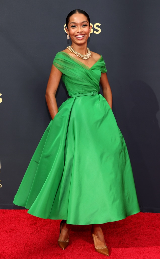Yara Shahidi Just Reminded Us She's Related to Nas at the 2021 Emmys Yara Shahidi Just Reminded Us She's Related to Nas at the 2021 Emmys