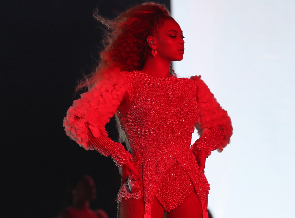Beyoncé: A Woman Like Me (Music Video 2006) - IMDb