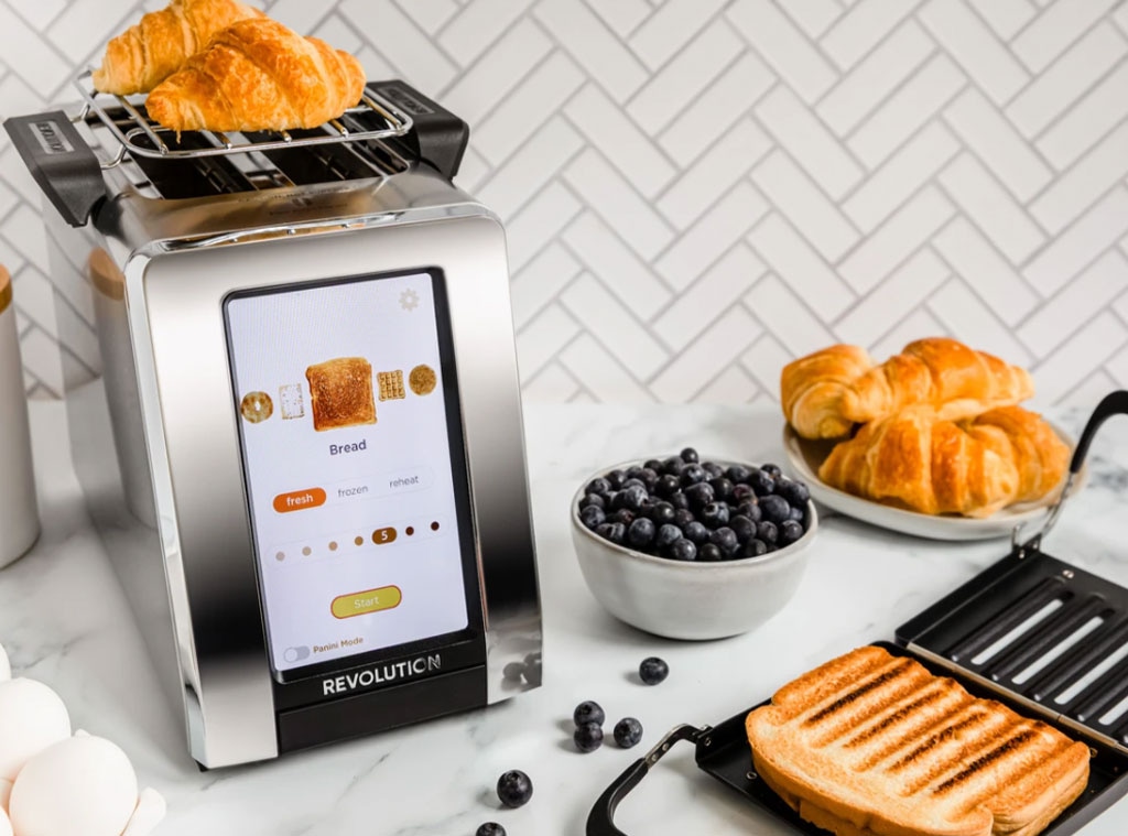 The TikTok-Famous Toaster Oven That Even Serious Cooks Swear By