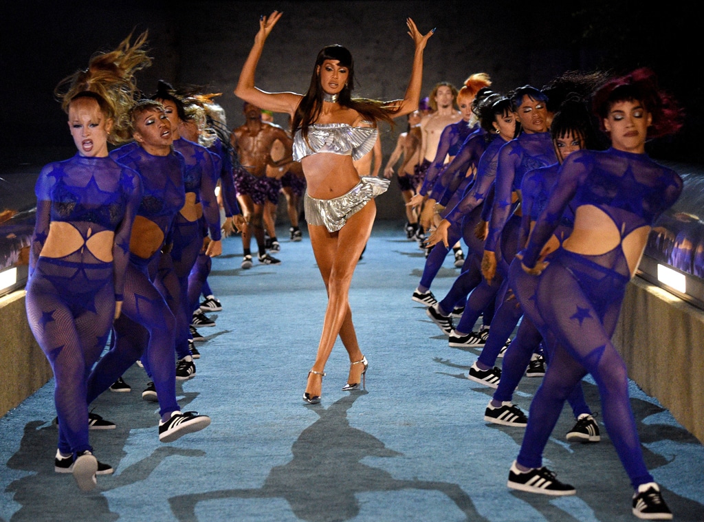 See Every Must See Look During Rihanna S Savage X Fenty Vol 3 Show E Online See Every Must See Look During Rihanna S Savage X Fenty Vol 3 Show E Online