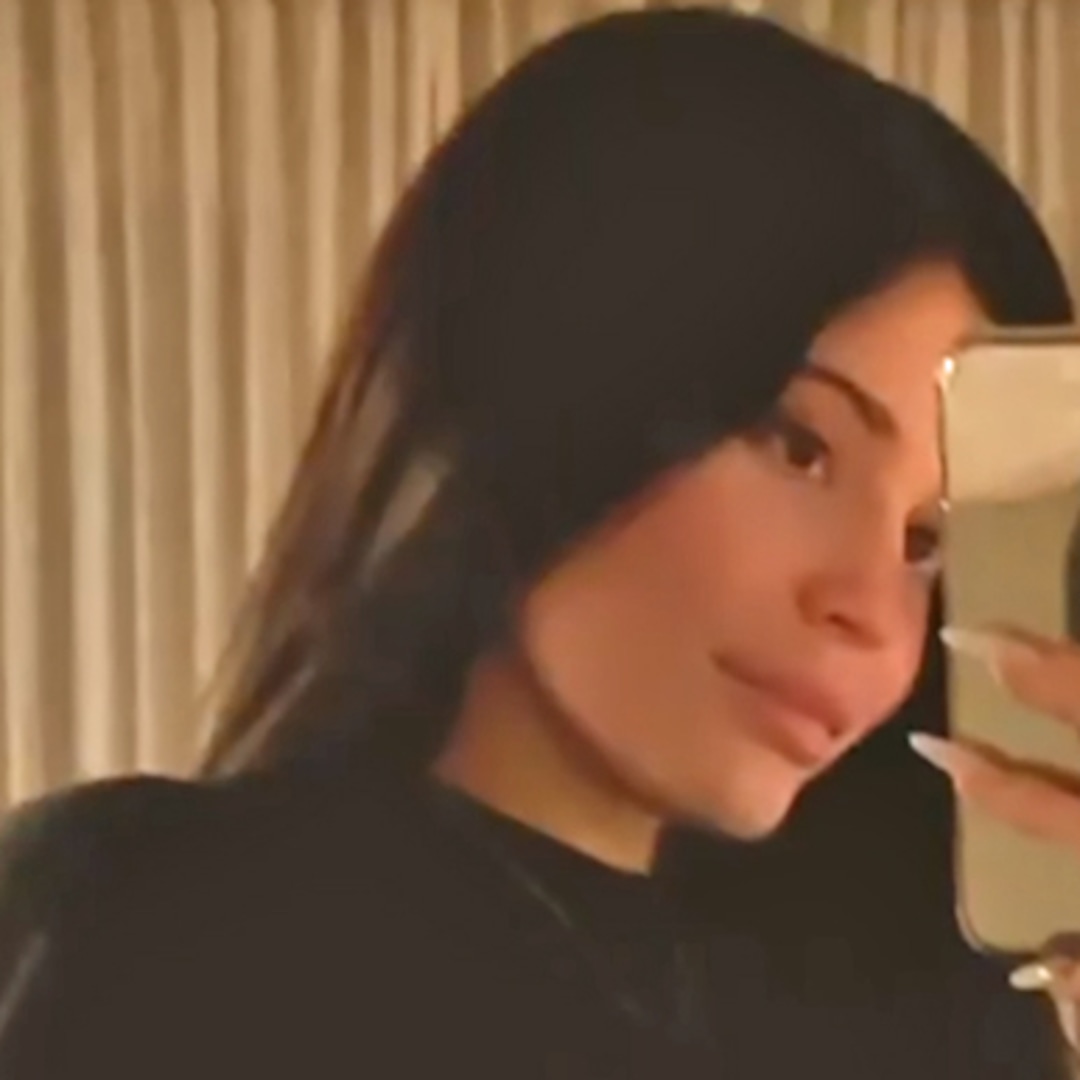 Pregnant Kylie Jenner Notes She’s “Really Popped” as She Shares New Baby Bump Photo – E! NEWS