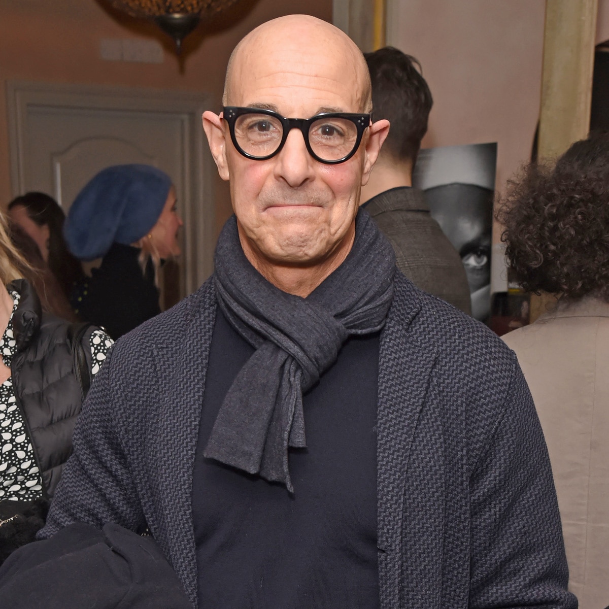 Stanley Tucci แชร์การอัปเดตครั้งยิ่งใหญ่ของภาคต่อ Devil Wears Prada