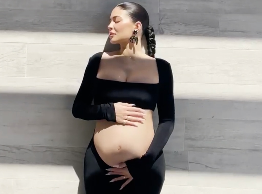 Kylie Jenner Pregnancy Announcement Video