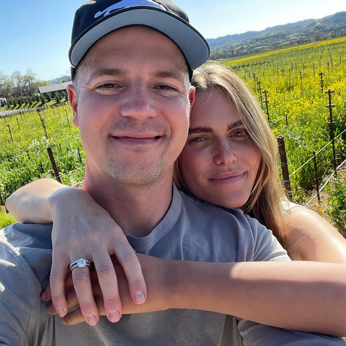 Lauren Scruggs Gives Birth, Welcomes First Baby With Jason Kennedy – E! Online