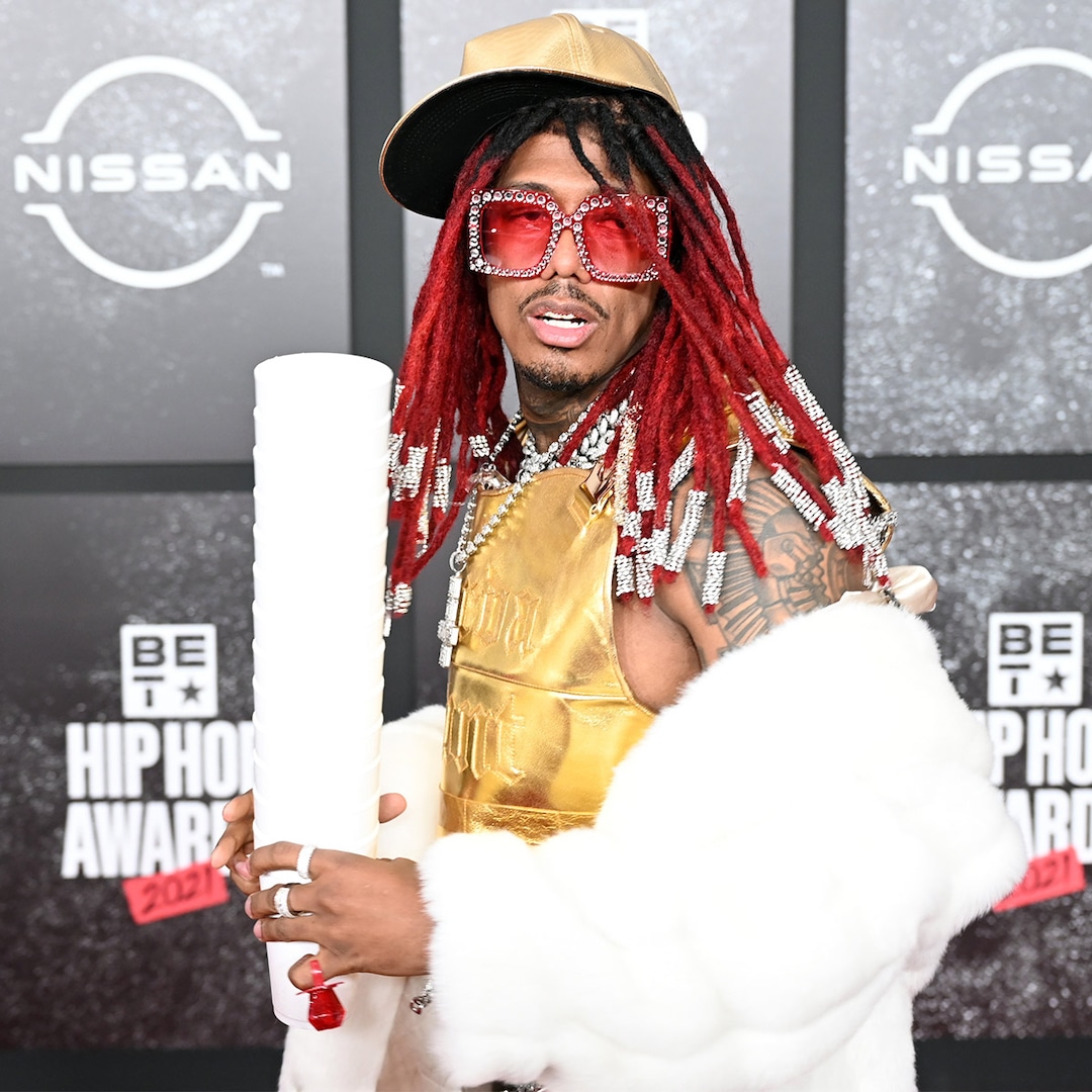 Nick Cannon Wears Crocs and a Bathrobe on the 2021 BET Hip Hop Awards Red Carpet thumbnail