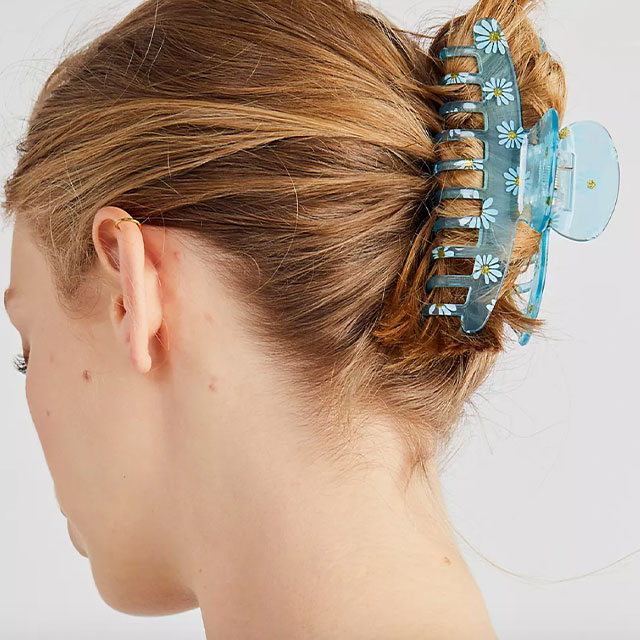 Claw Clips Are the Key to Achieving Celebrity Hair This Fall