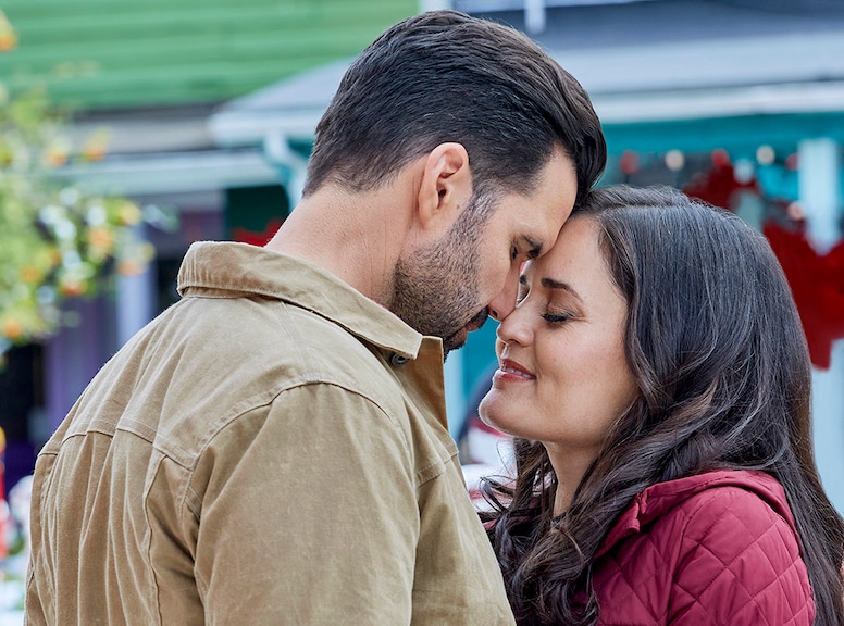 19+ Don T Hug Me Christmas Carol 2021