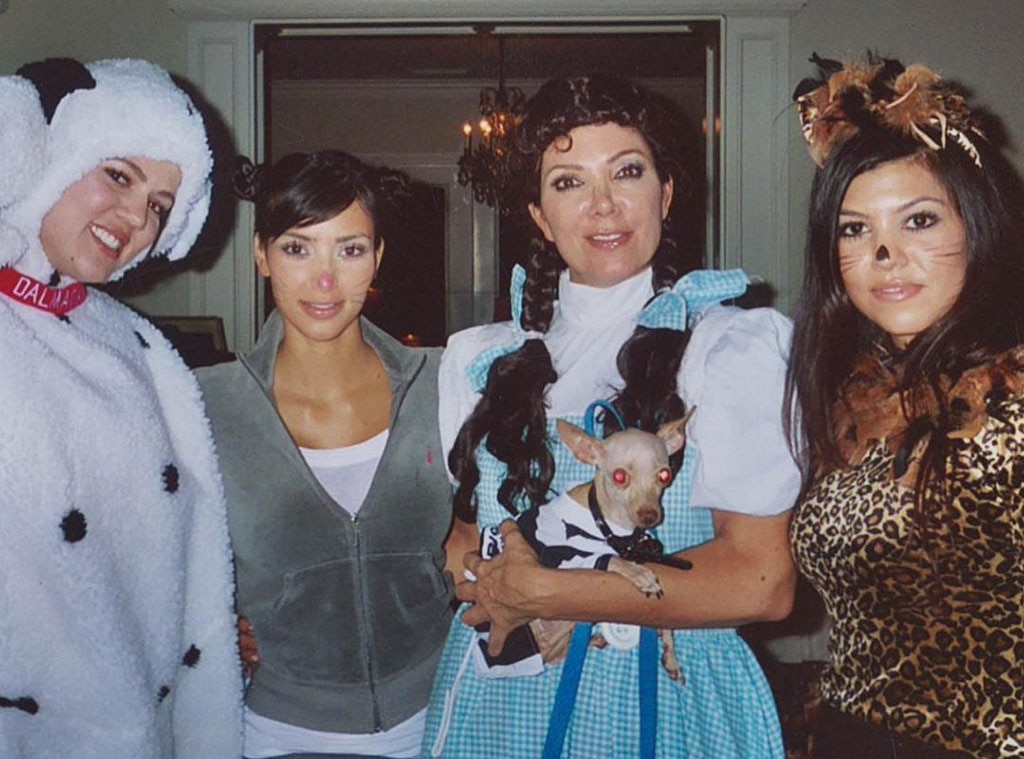 Prueba de que los disfraces de Halloween de Kardashian son los más interesantes de ver