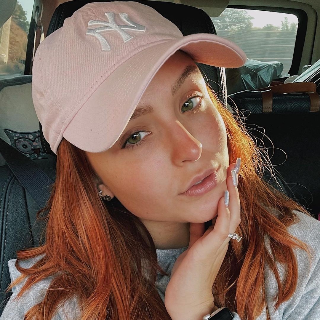 5 Looks das famosas com boné para se inspirar - E! Online Brasil