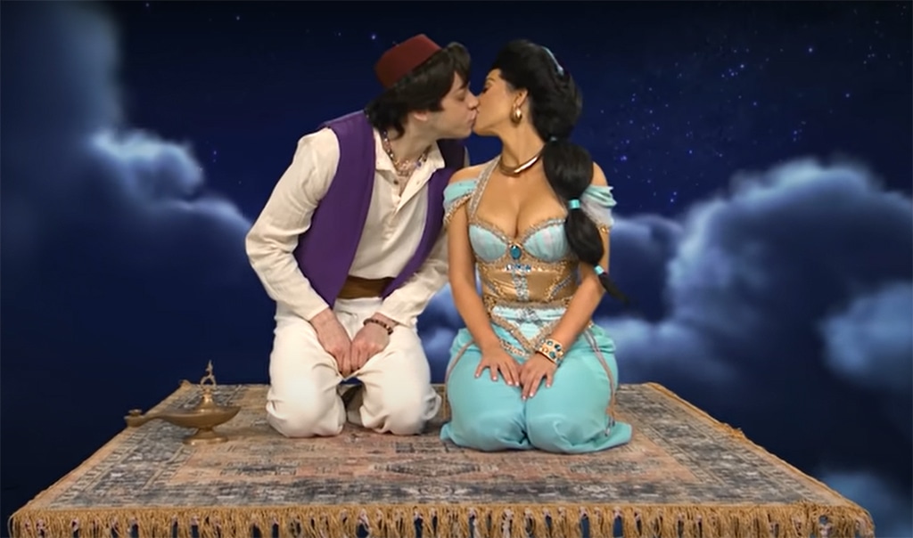 Why Kim Kardashian Understands The Allure Of Pete Davidson E Online