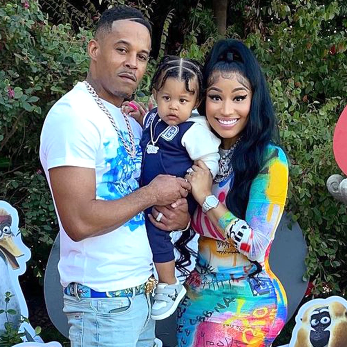 Family Dress Code 1st Birthday Papa's Girl Onesie Nicki Minaj Celebrates Her "Best Boy's" First Birthday With Sweet Pics Family Dress Code 1st Birthday Papa's Girl Onesie Nicki Minaj Celebrates Her "Best Boy's" First Birthday With Sweet Pics