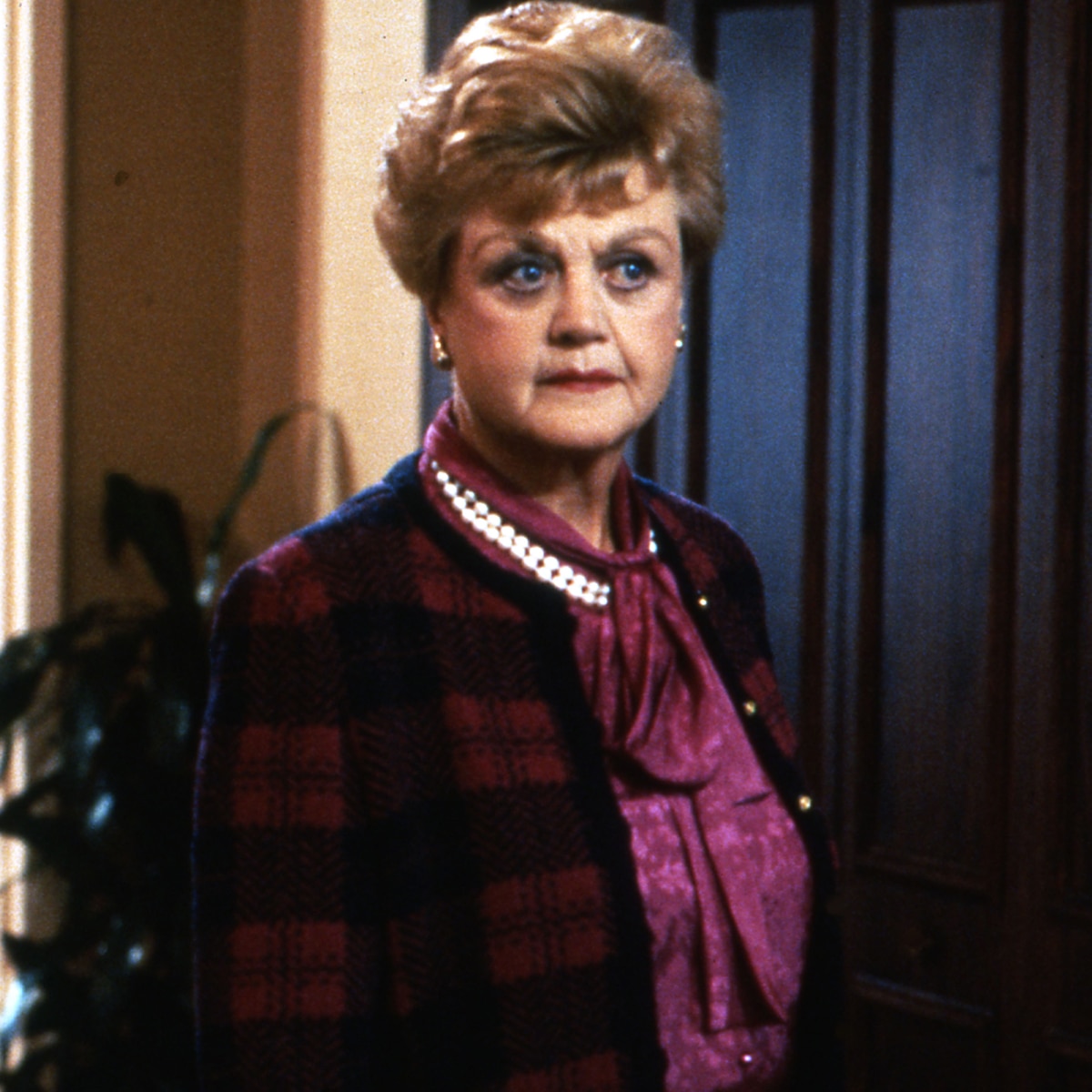 Angela Lansbury, Murder She Wrote, Life in Pictures, 1985