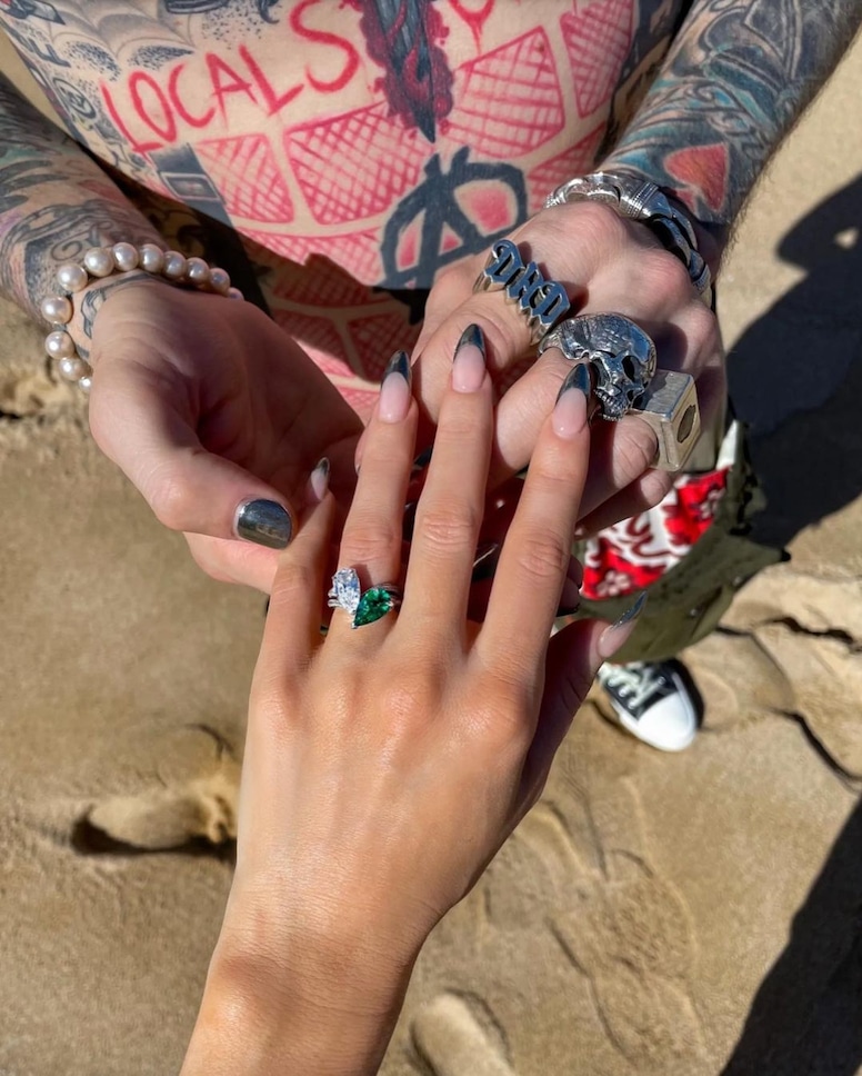 Megan Fox, Machine Gun Kelly, Engagement Ring 
