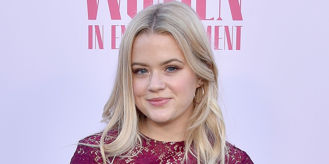 Ava Phillippe Addresses "Hateful Messages" She's Received After Discussing Her Sexuality - E! Online.jpg