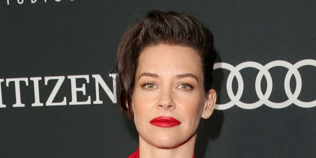Ant-Man Star Evangeline Lilly Speaks Out After Attending Protest of Vaccine Mandates - E! Online.jpg