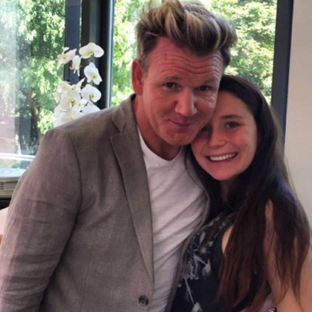 Gordon Ramsay Gives His Brutal Thoughts on Daughter’s “Pathetic” Boyfriend – E! NEWS