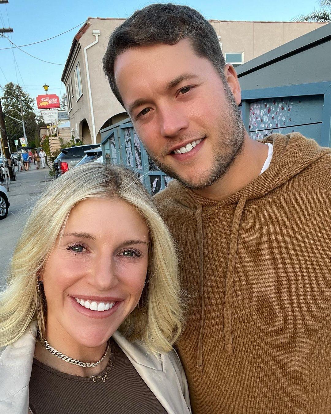 Matthew Stafford, wife Kelly donating meals to hospital workers