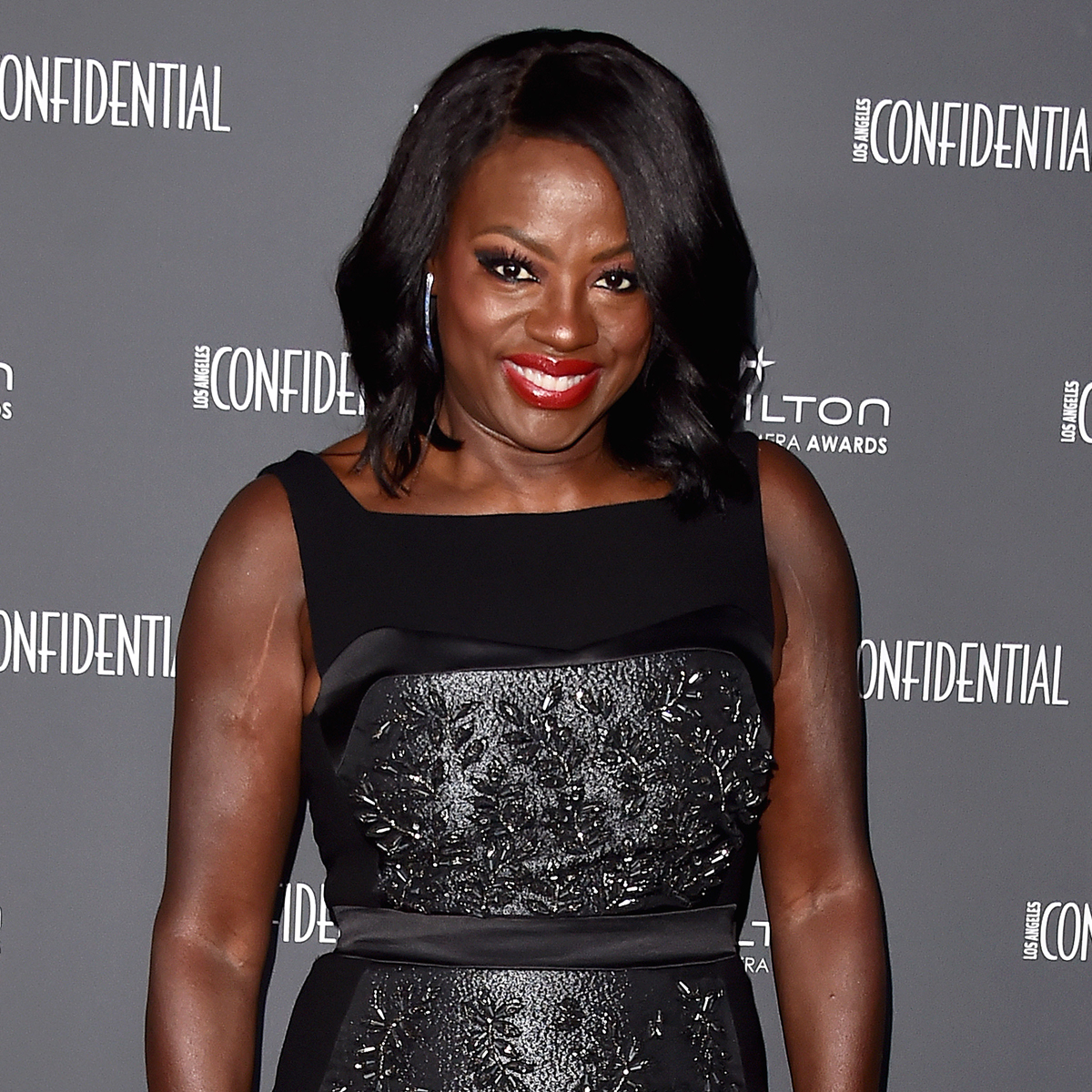 https://akns-images.eonline.com/eol_images/Entire_Site/20221015/rs_1200x1200-221115132344-1200-Viola_Davis-The_12th_Hamilton_Behind_the_Camera_Awards_2022-gj.jpg?fit=around%7C1200:1200&output-quality=90&crop=1200:1200;center,top