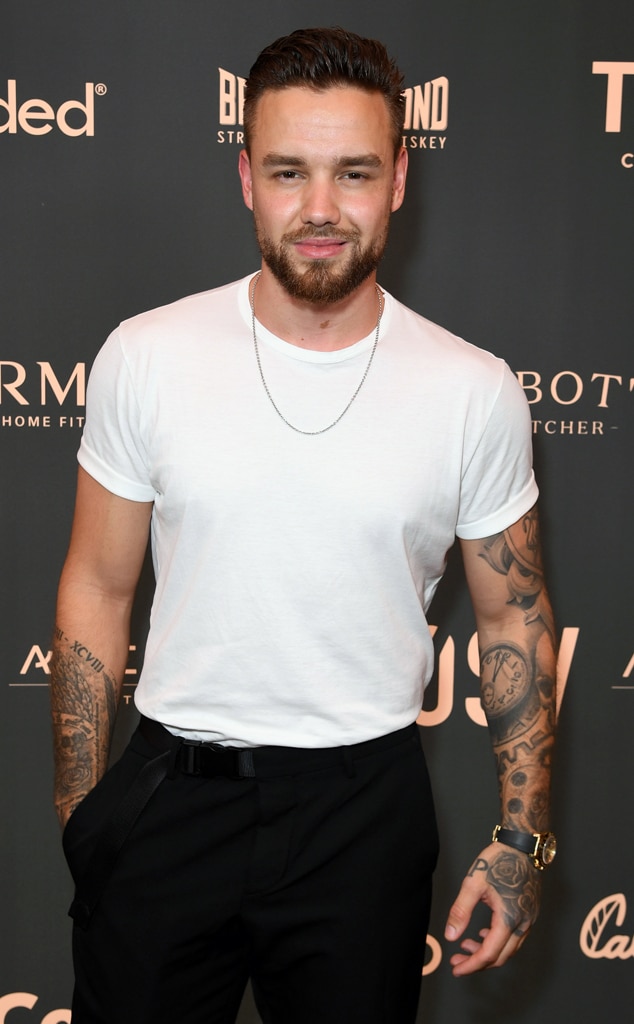 Liam Payne เสียชีวิตเมื่ออายุ 31 ปี: ย้อนอดีตเรื่องราวชีวิตของเขาในรูปถ่าย