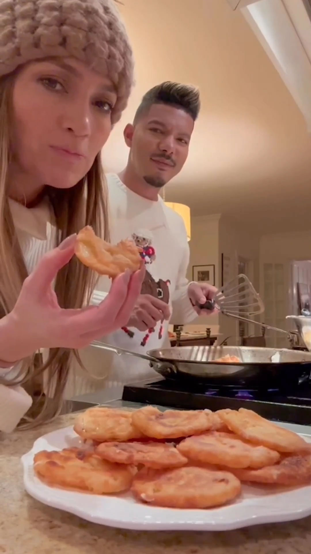 Jennifer Lopez, Thanksgiving 2022, Instagram