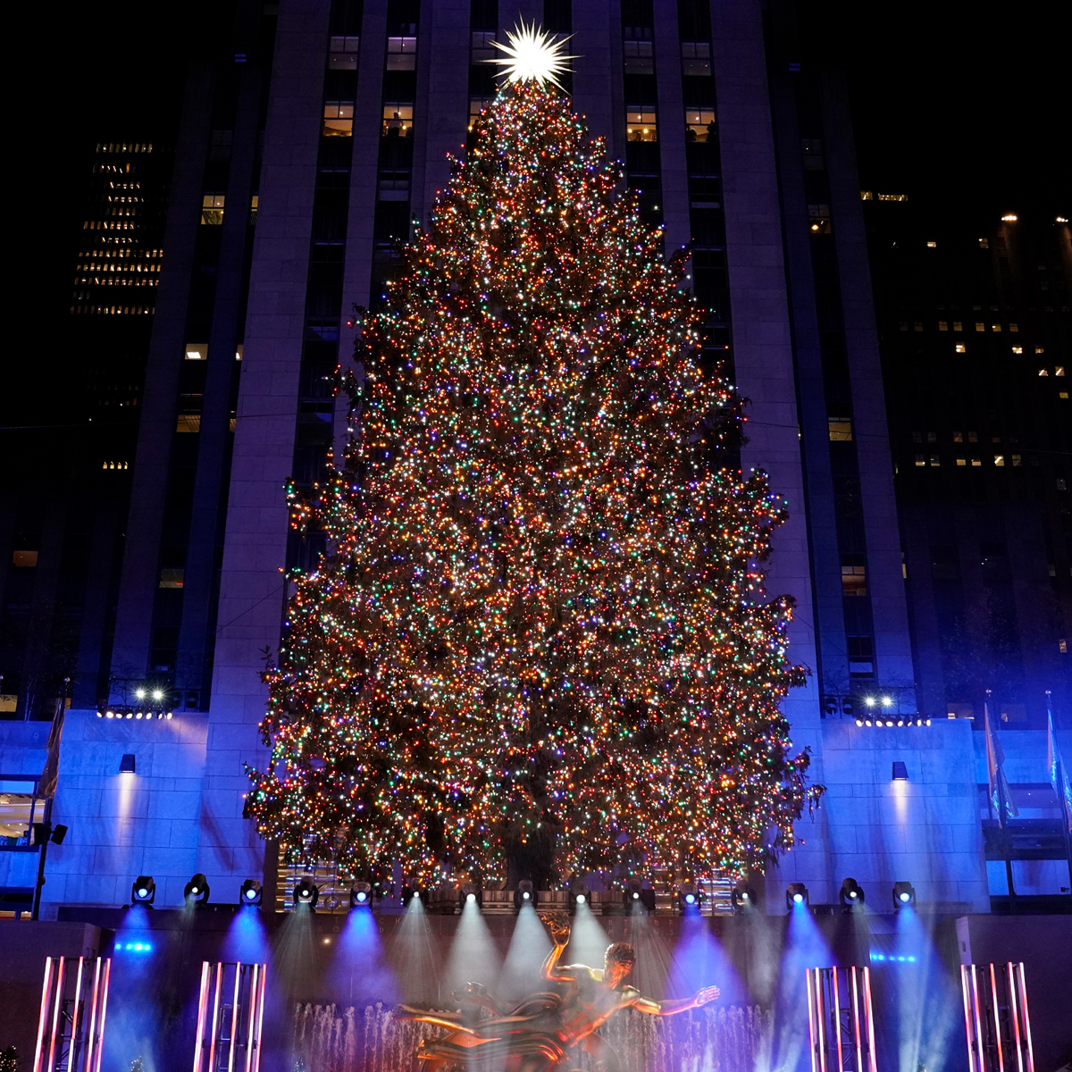 Rockefeller Christmas Tree: Street Closures, Viewing Areas – NBC New York