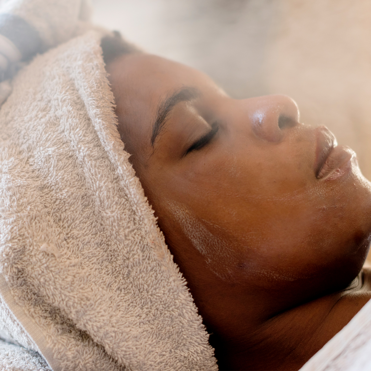 Why You Should Be Using a Facial Steamer: The Answers to All of Your Questions – E! Online