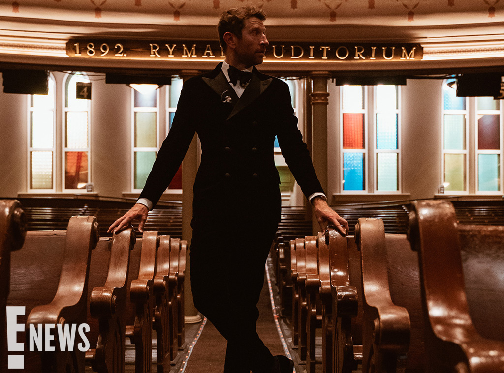 Photos from Brett Eldredge's Glow Live 2022 Tour