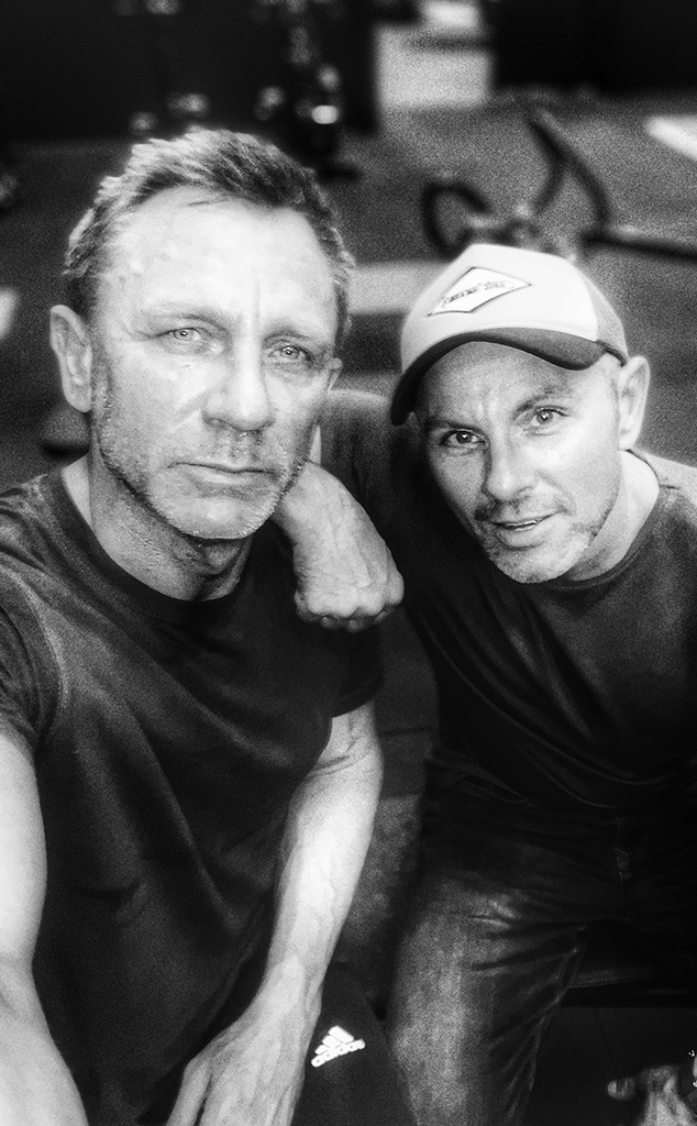 Daniel Craig and Simon Waterson, selfie