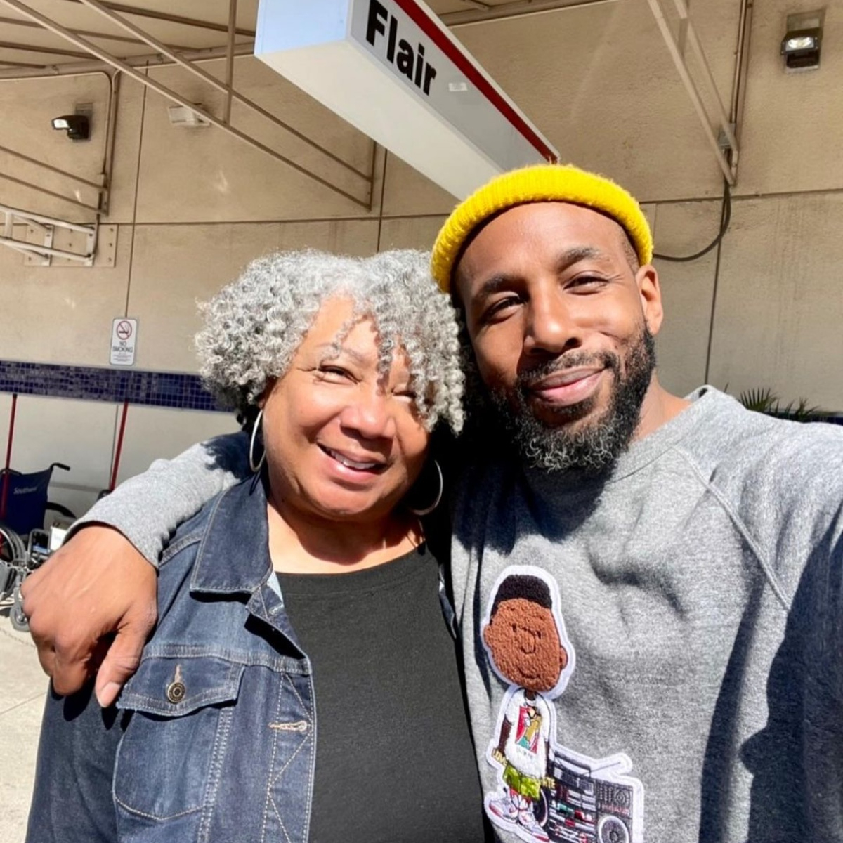 Stephen “tWitch” Boss’ Mom Connie Boss Alexander Speaks Out After His Death – E! Online