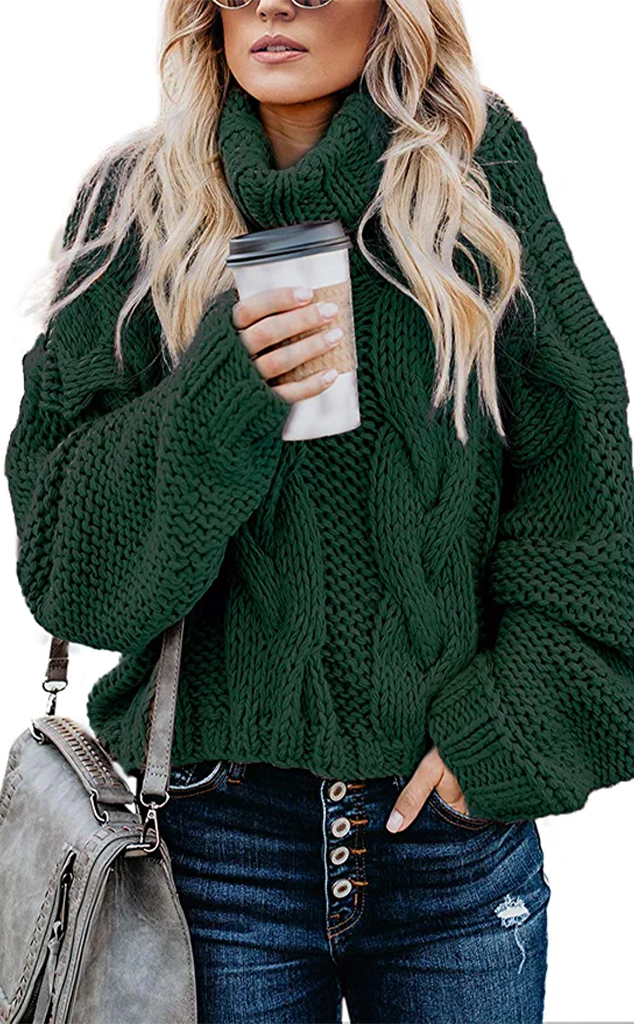 https://akns-images.eonline.com/eol_images/Entire_Site/20221116/rs_634x1024-221216152743-sweater3.png?fit=around%7C634:1024&output-quality=90&crop=634:1024;center,top