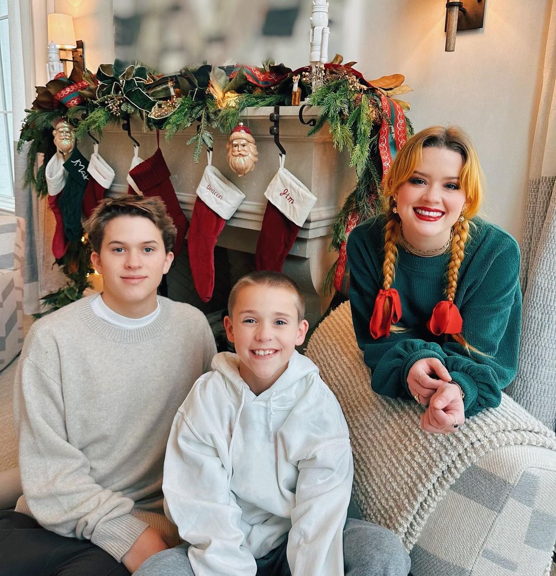 Christmas 2022, Reese Witherspoon