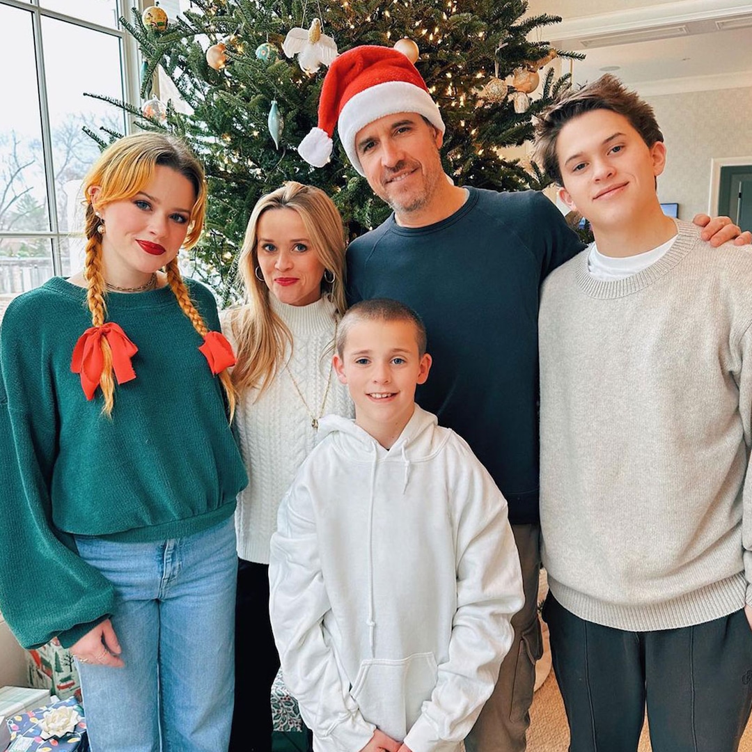 Once Again Reese Witherspoon Proves Her Genes Are Strong With Once Again Reese Witherspoon Proves Her Genes Are Strong With