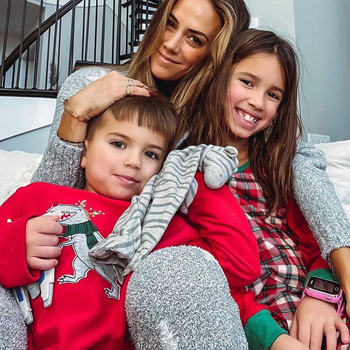 Jana Kramer and Kids, Christmas, Instagram