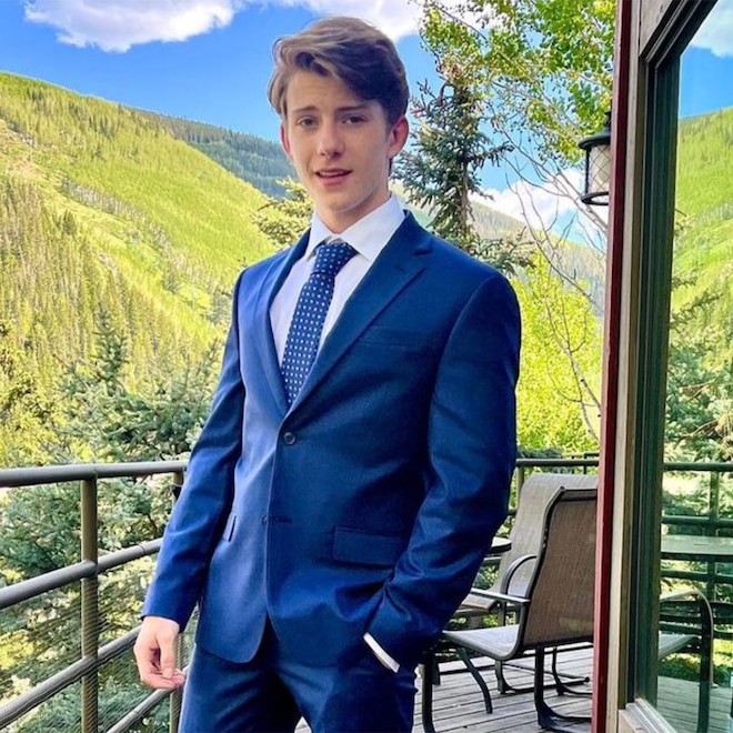 Tyler Sanders, Instagram