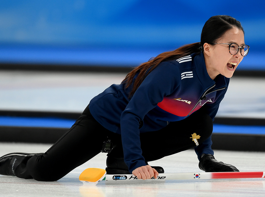 2022 Beijing Winter Olympics, Candids, Day 9, Kim Eun-jung of Team South Korea