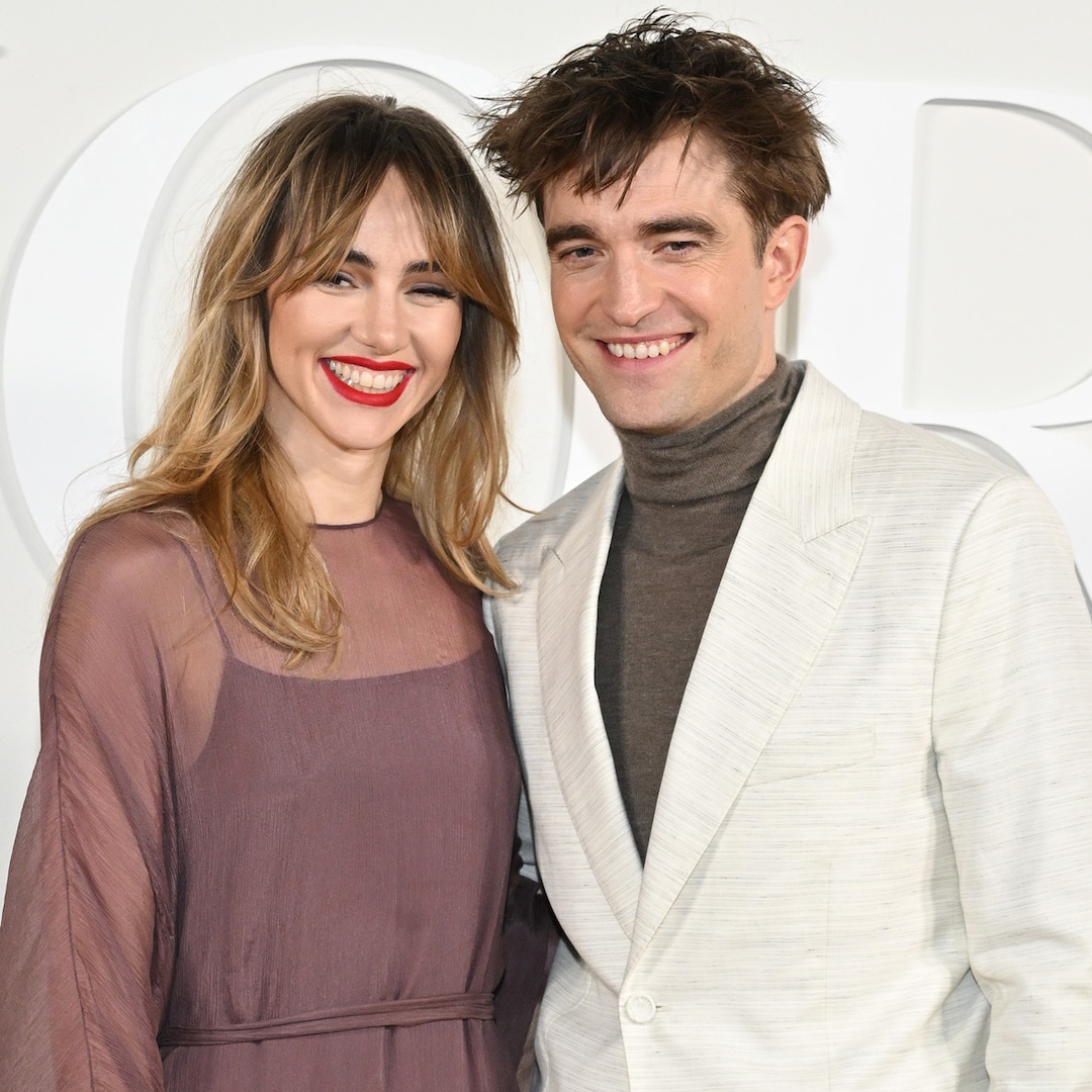 Robert Pattinson and Girlfriend Suki Waterhouse Make Red Carpet Debut At Dior Fashion Show - E! NEWS