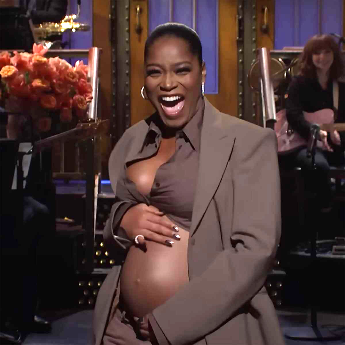 Pregnant Keke Palmer Dances in Her Underwear with Baby Bump Out