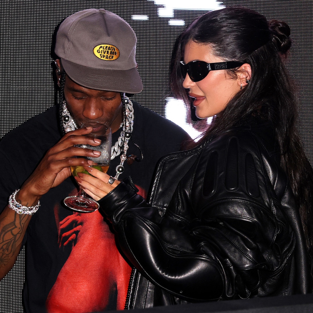 Kylie Jenner and Travis Scott Show PDA at Art Basel Party in Miami - E! NEWS