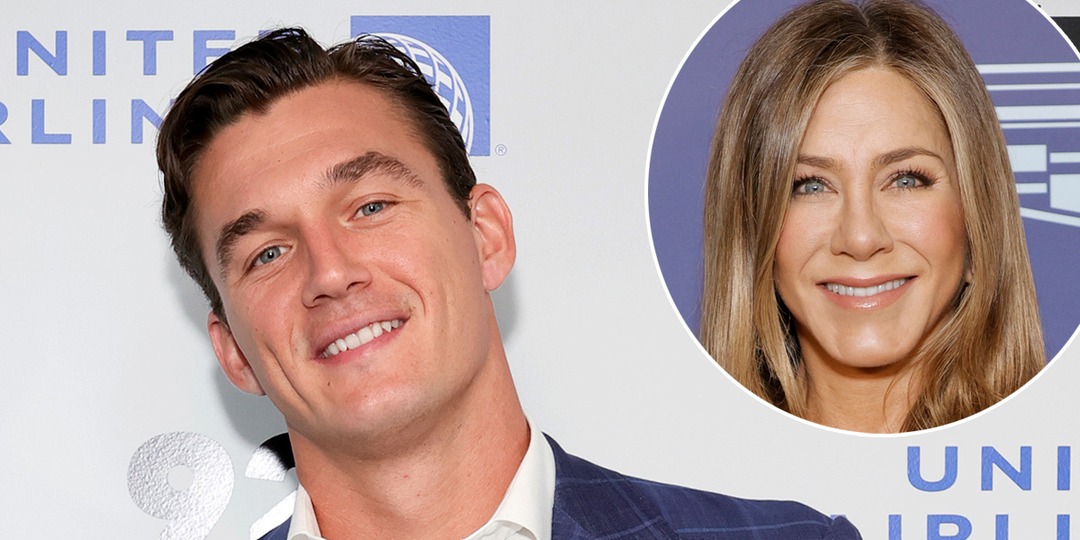 Did Tyler Cameron Ever Shoot His Shot With Jennifer Aniston? See His Juicy DM Confessions – E! Online