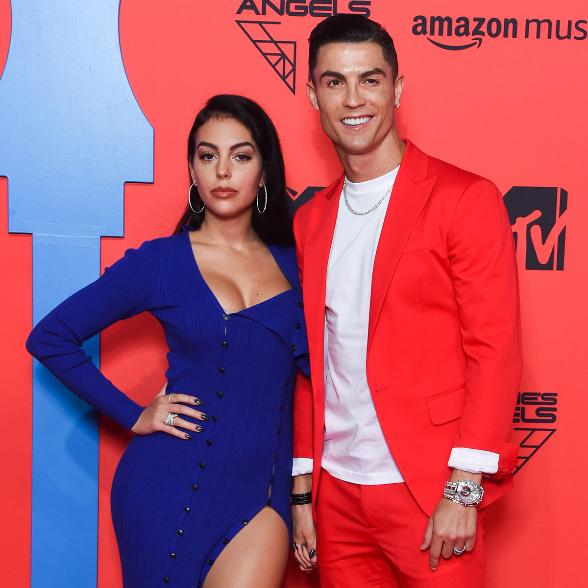 Cristiano Ronaldo’s Girlfriend Georgina Rodríguez Weighs in On His World Cup Snub – E! Online