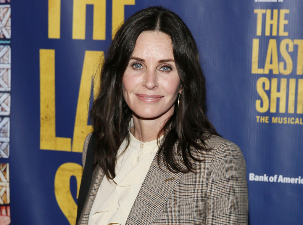 Courteney Cox Recalls “Looking Really Strange” With Facial Fillers – E! Online