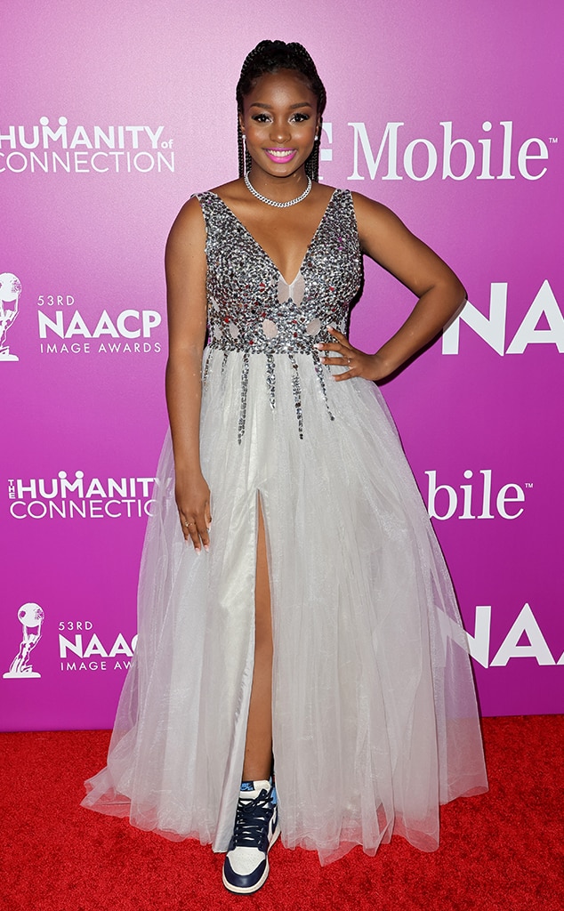 Naacp awards shop red carpet