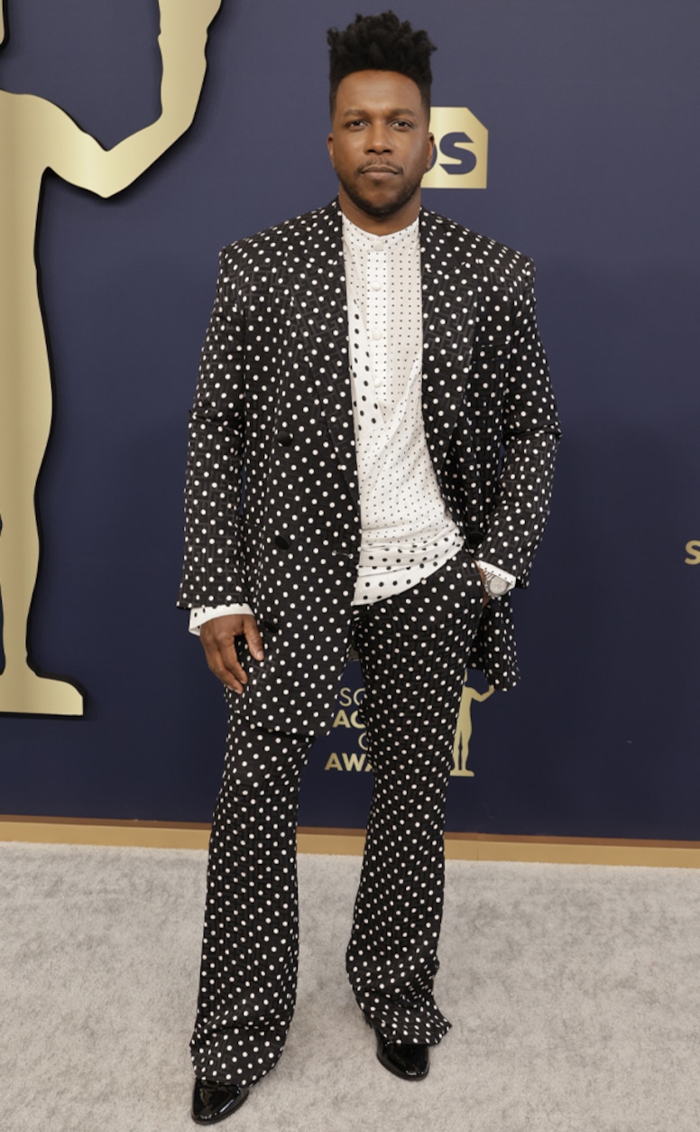 00 Leslie Odom Jr. , 2022 SAG Awards, 2022 Screen Actors Guild Awards, Red Carpet Fashion