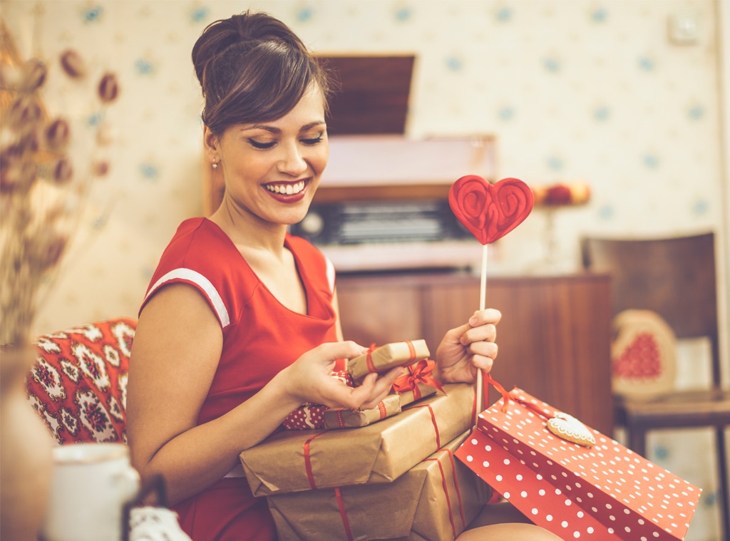 ECOMM, Ultimate Valentine's Day Guide