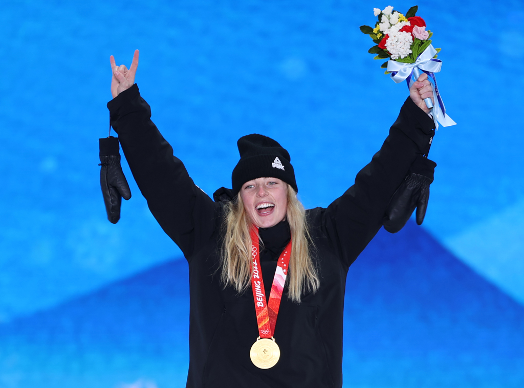 2022 Beijing Winter Olympics, Candids, Day 2, Zoi Sadowski-Synnott of Team New Zealand