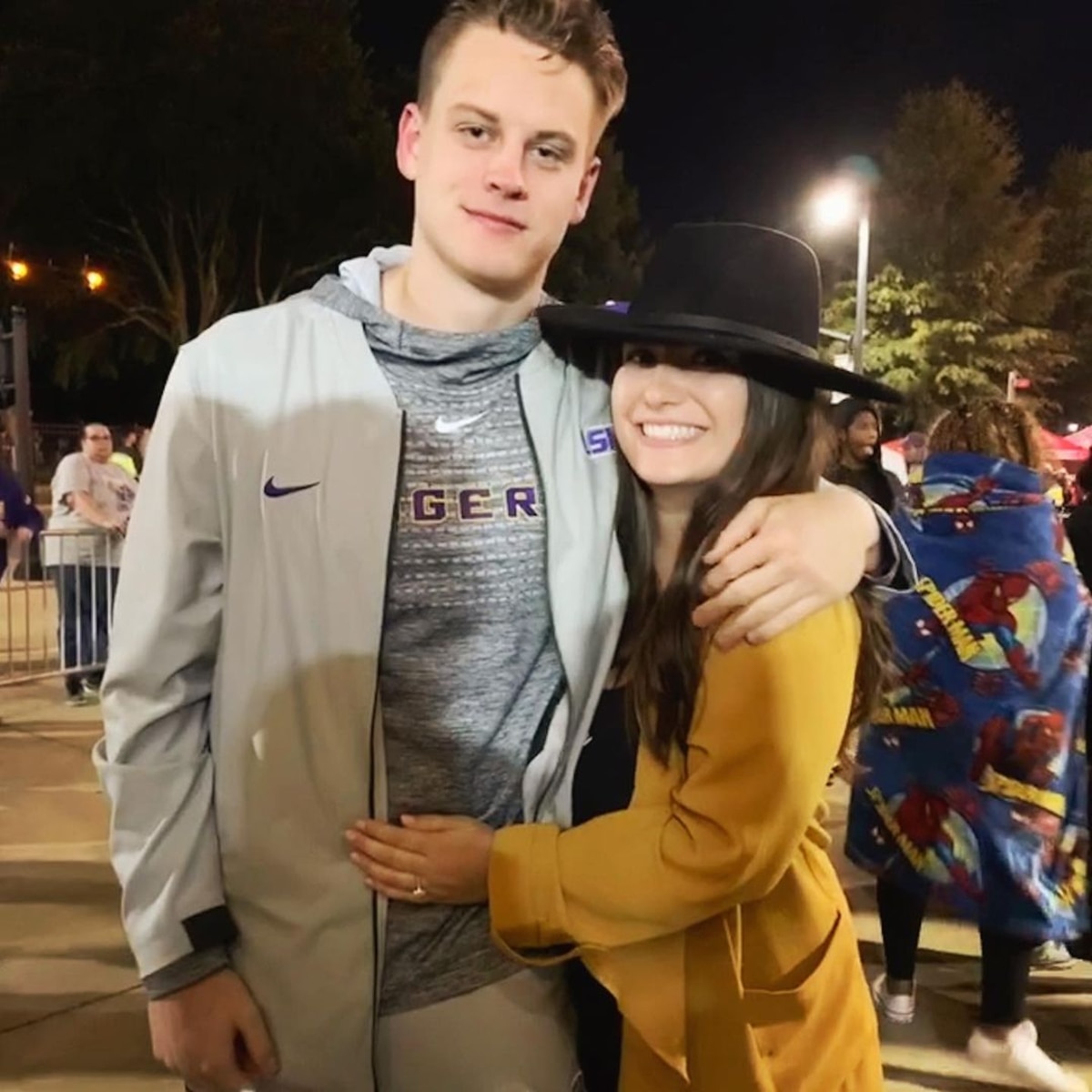 Photos From Joe Burrow And Olivia Holzmacher's Cutest Pics