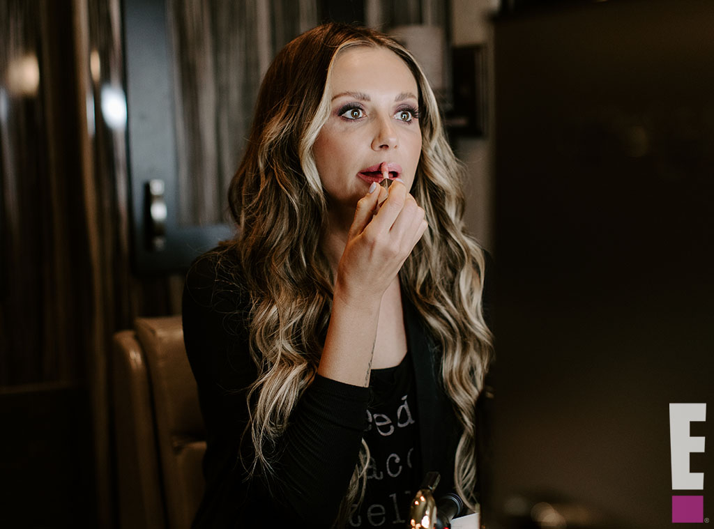 Carly Pierce Interview: 20 Questions on '29' – Billboard