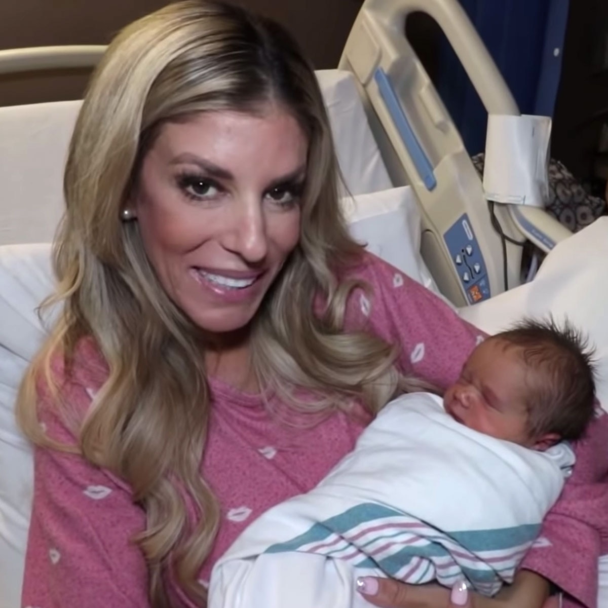 Rebecca Zamolo Shares the Magic of Parenting After Pregnancy Loss image image