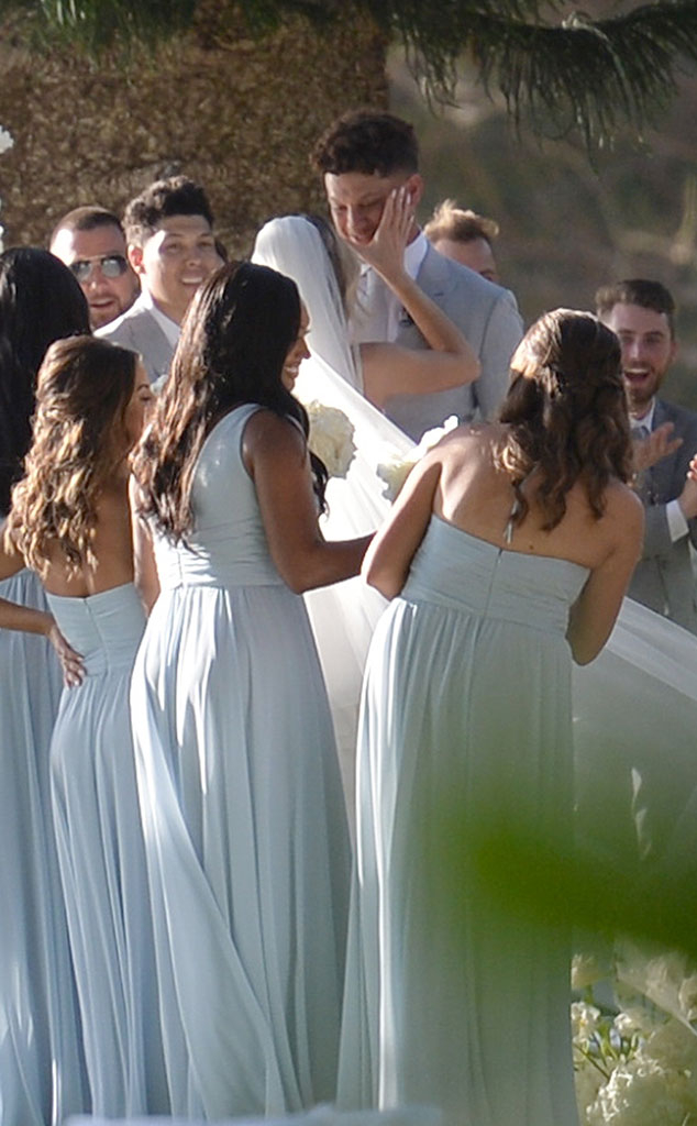 Photos from Patrick Mahomes & Brittany Matthews' Hawaii Wedding